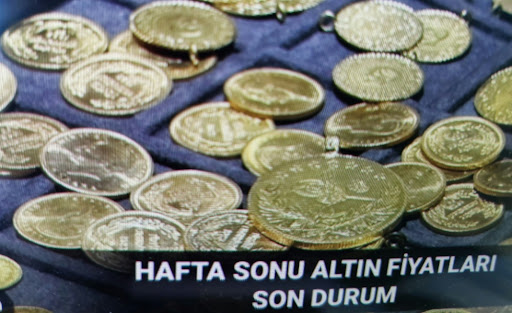 Altın Sahipleri Dikkat! Ons Altın 4.700 Doları Zorluyor: Pazartesi Öncesi Kritik Uyarı